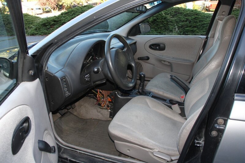 Used 1996 Saturn S-Series SL FWD image 5
