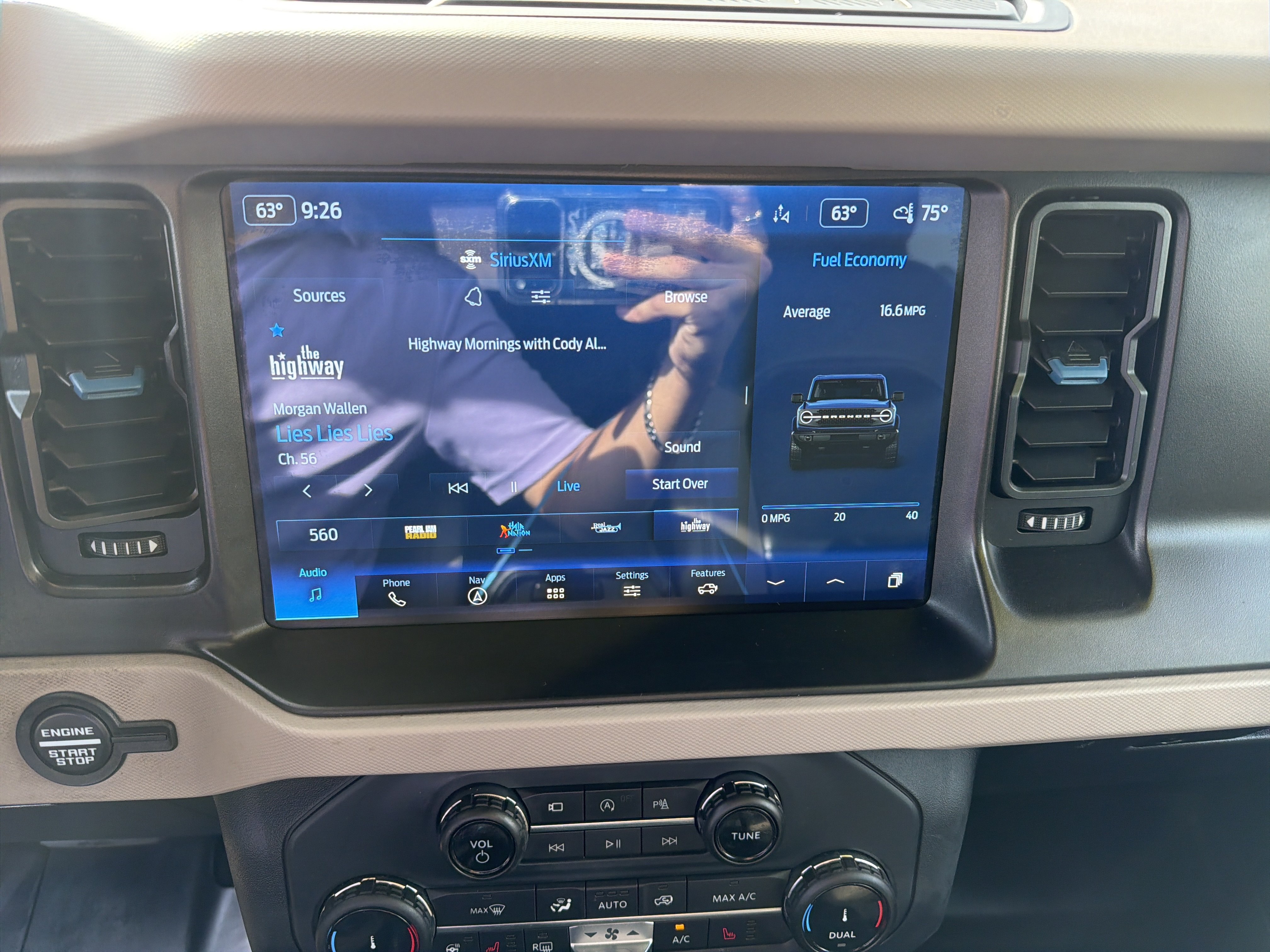 Used 2022 Ford Bronco Wildtrak AWD/4WD image 14