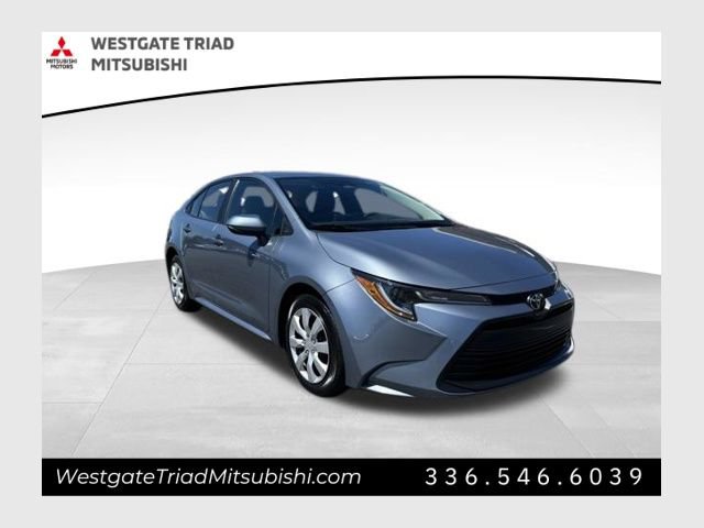 Used 2023 Toyota Corolla LE FWD image 1