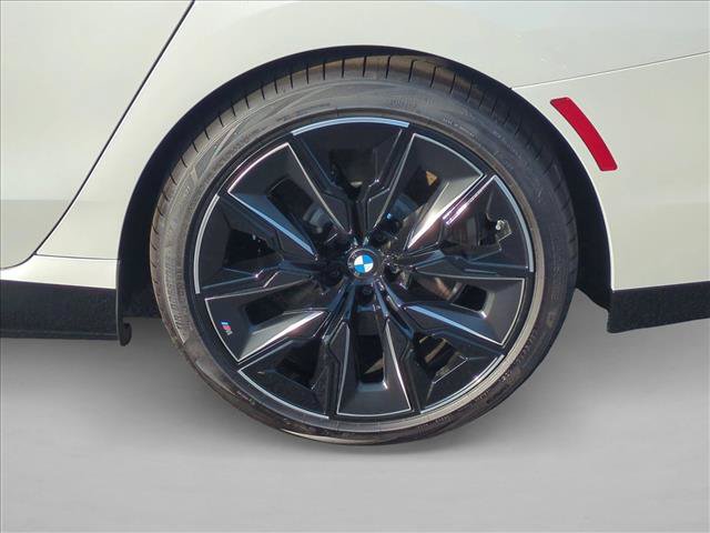 New 2026 BMW i7 xDrive60 AWD/4WD image 10