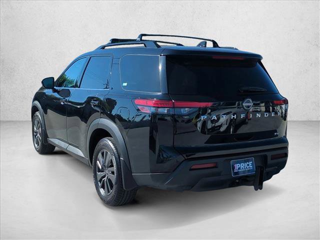 Used 2022 Nissan Pathfinder SV w/ SV Premium Package FWD image 8