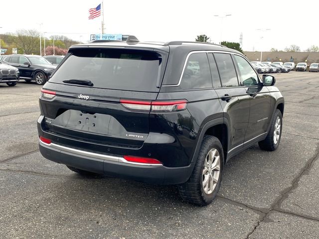Used 2023 Jeep Grand Cherokee Limited AWD/4WD image 3