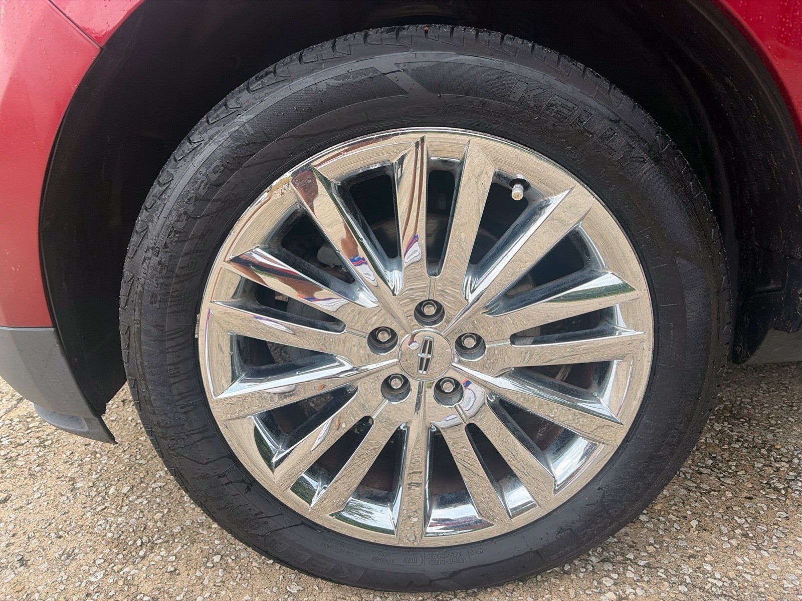 Used 2013 Lincoln MKX FWD image 14