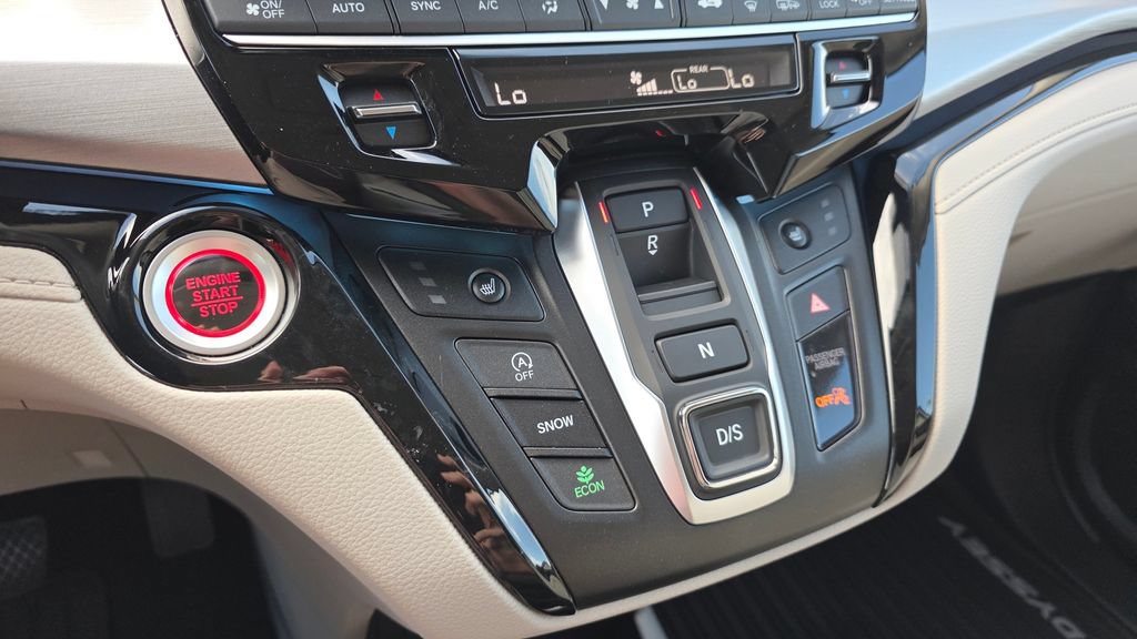 New 2026 Honda Odyssey Touring image 19