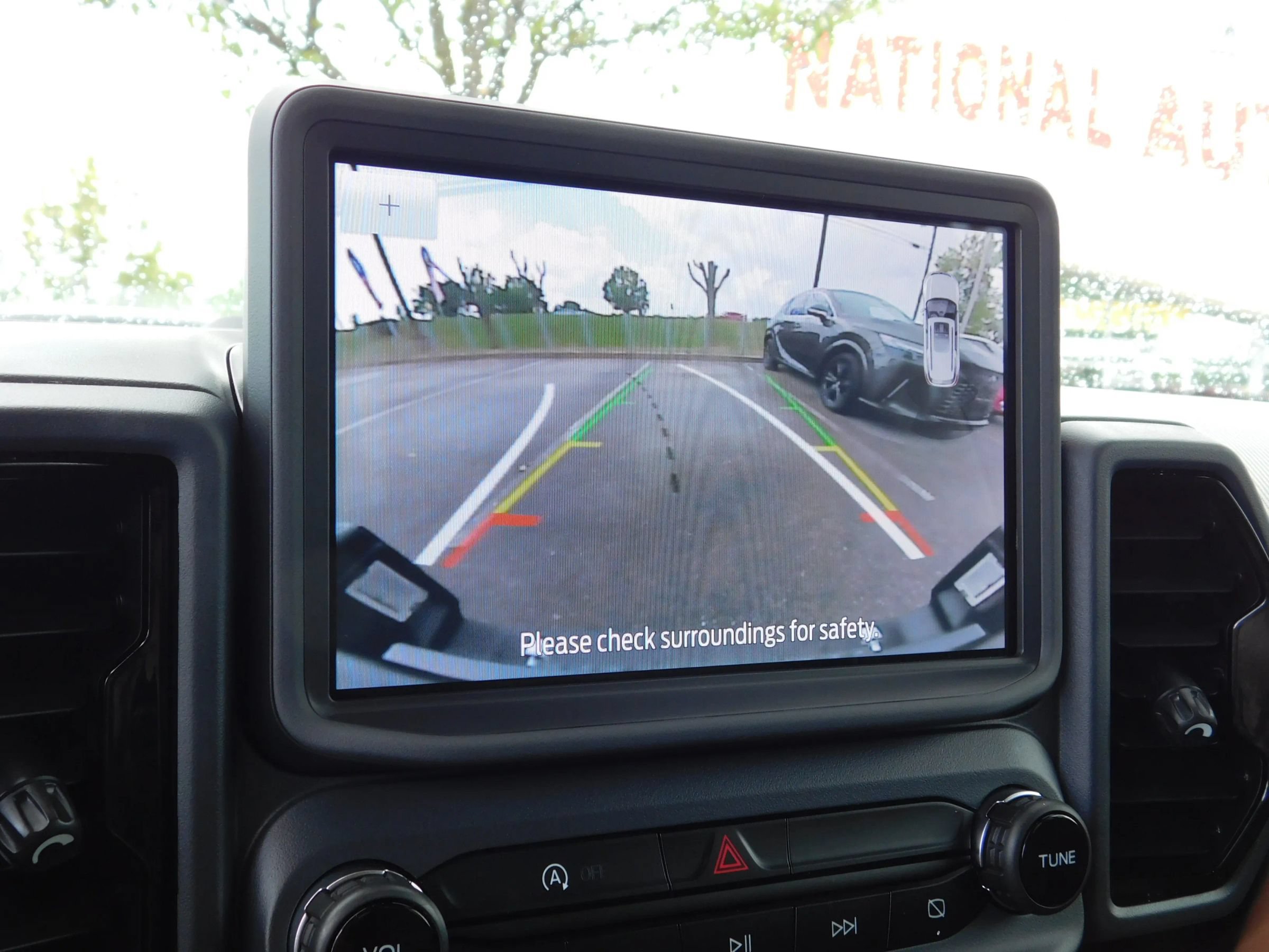 Used 2023 Ford Bronco Sport Outer Banks w/ Tech Package AWD/4WD image 16