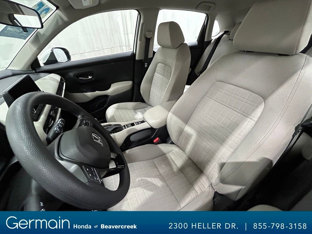Certified 2025 Honda HR-V LX image 28