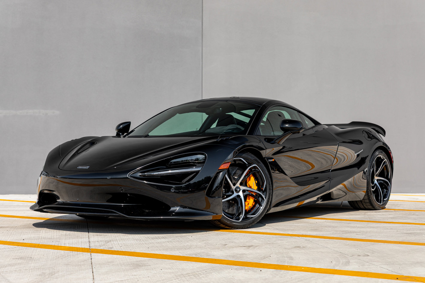 Used 2024 McLaren 750S image 8