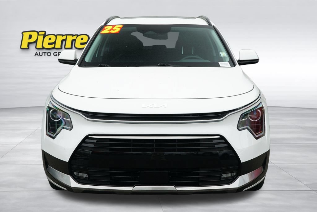 Used 2025 Kia Niro EX Touring FWD image 5