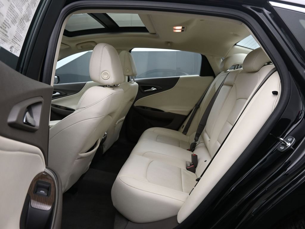 Used 2024 Chevrolet Malibu LT image 18