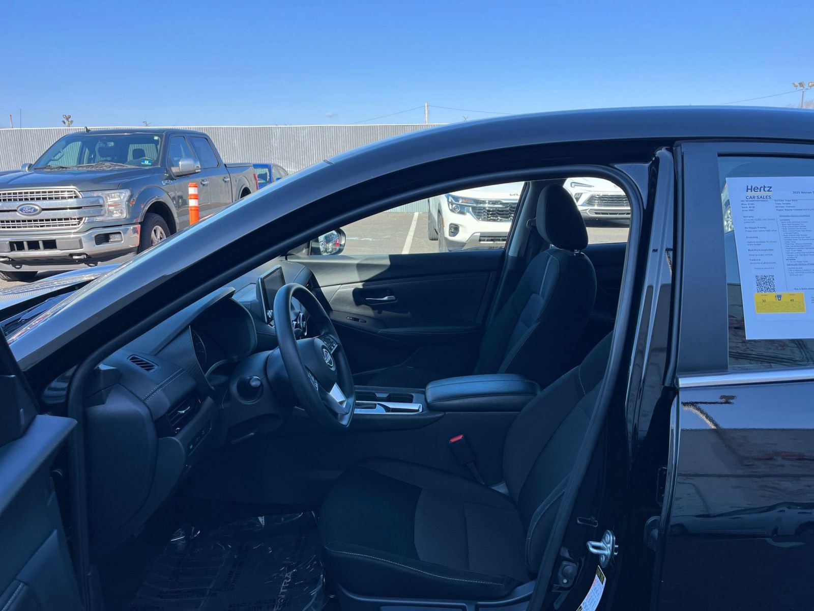 Used 2025 Nissan Sentra SV FWD image 26
