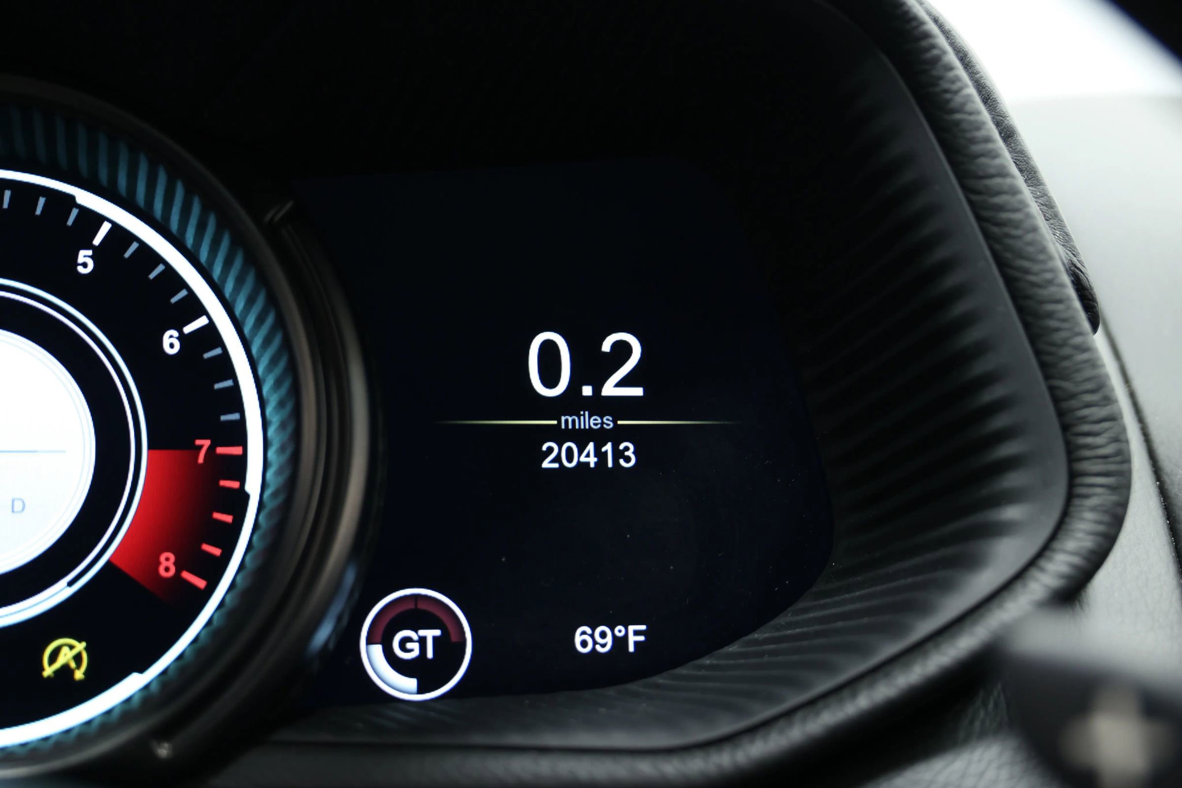 Used 2018 Aston Martin DB11 V12 image 27