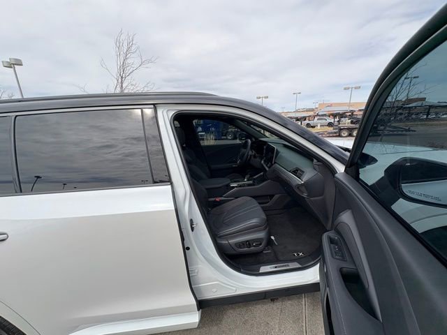 Used 2025 Lexus TX 500h AWD w/ Technology Package image 33