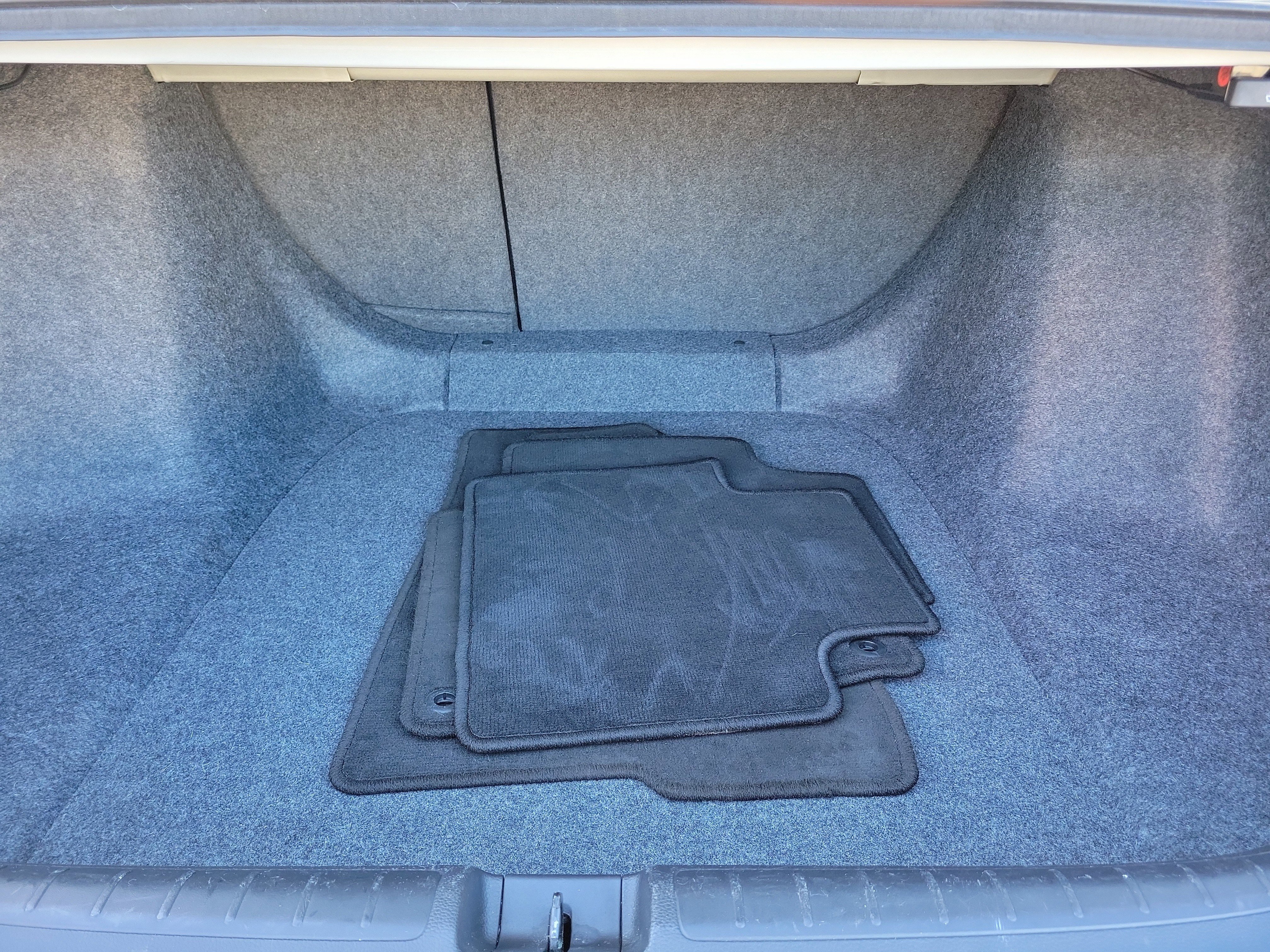 Used 2021 Honda Accord EX-L image 7