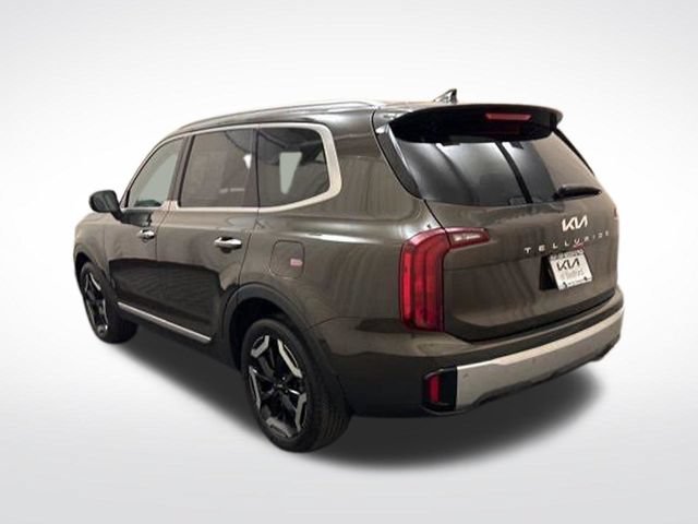 Certified 2024 Kia Telluride S FWD image 5