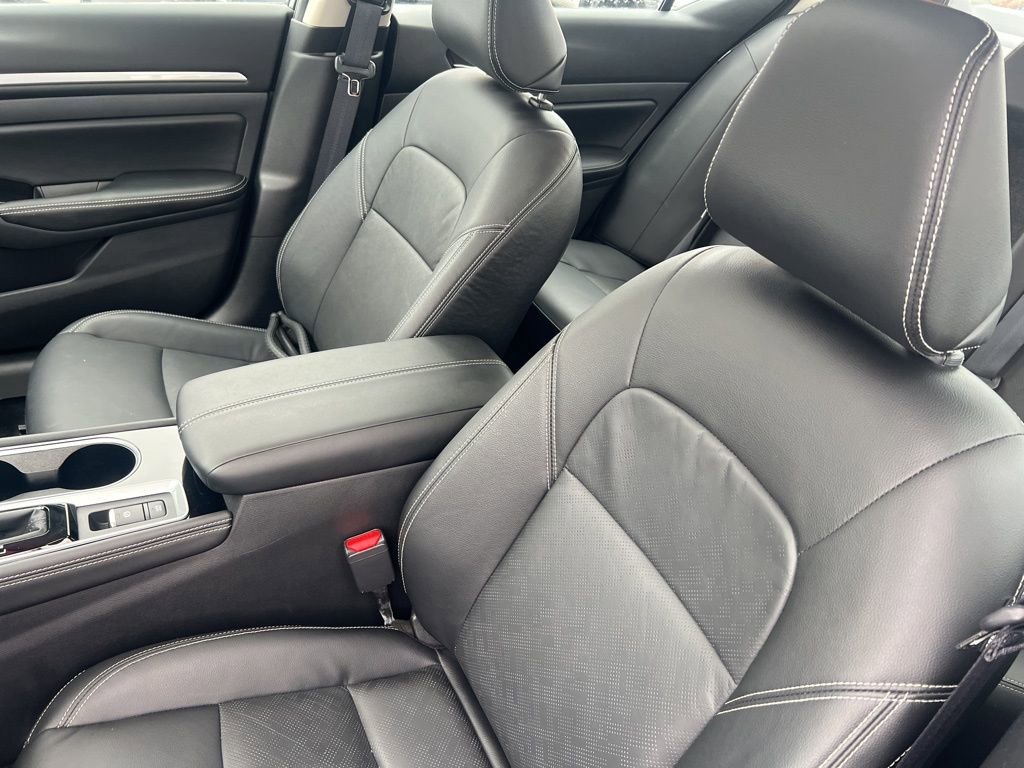 Certified 2025 Nissan Altima 2.5 SL image 5