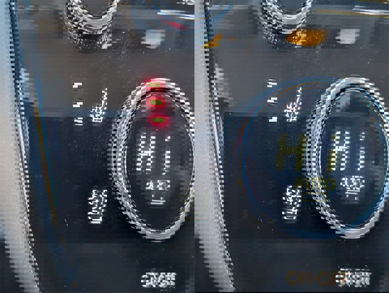 Used 2023 INFINITI QX60 Sensory w/ Cargo Package image 17