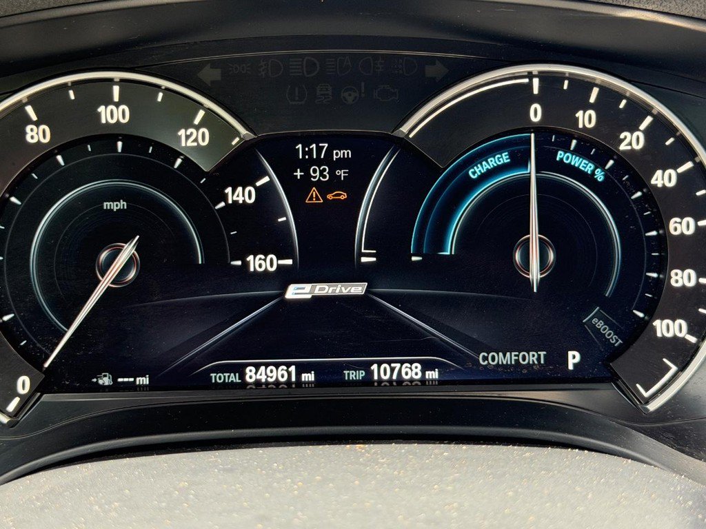 Used 2018 BMW 530e xDrive AWD/4WD image 19