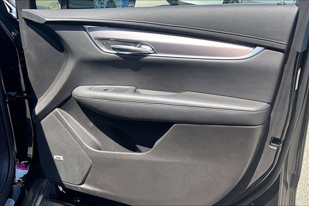 Used 2023 Cadillac XT6 Luxury FWD image 23