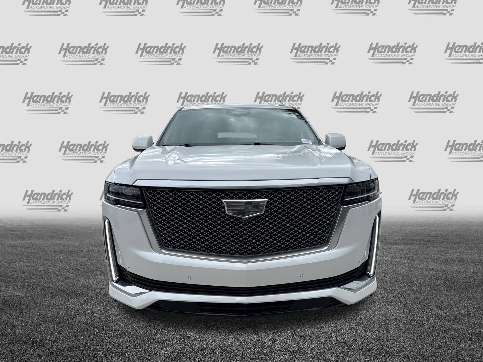 Used 2023 Cadillac Escalade ESV Premium Luxury Platinum w/ LPO, Radiant Package AWD/4WD image 3