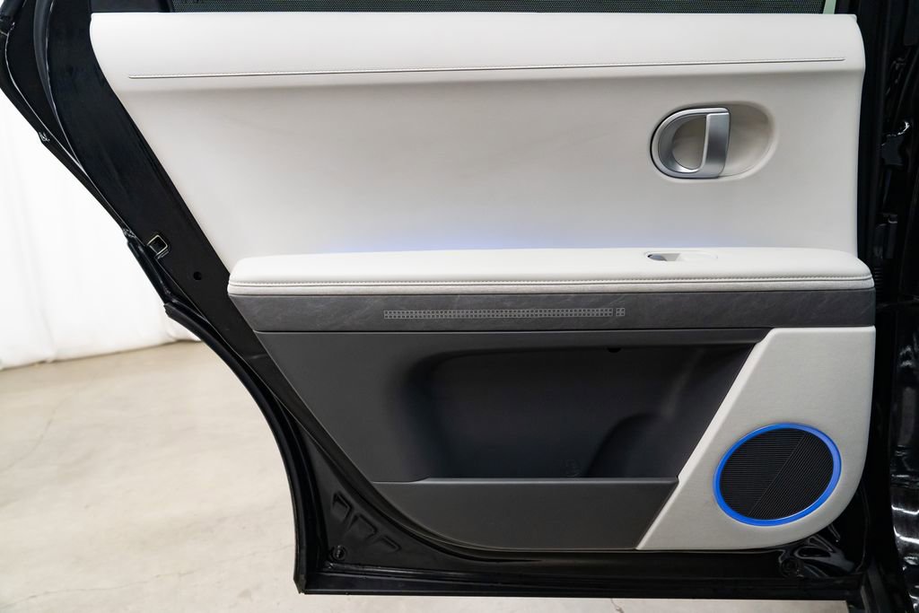 Used 2024 Hyundai Ioniq 5 Limited image 25