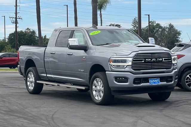 Used 2024 RAM 3500 Laramie w/ Sport Appearance Package AWD/4WD image 2
