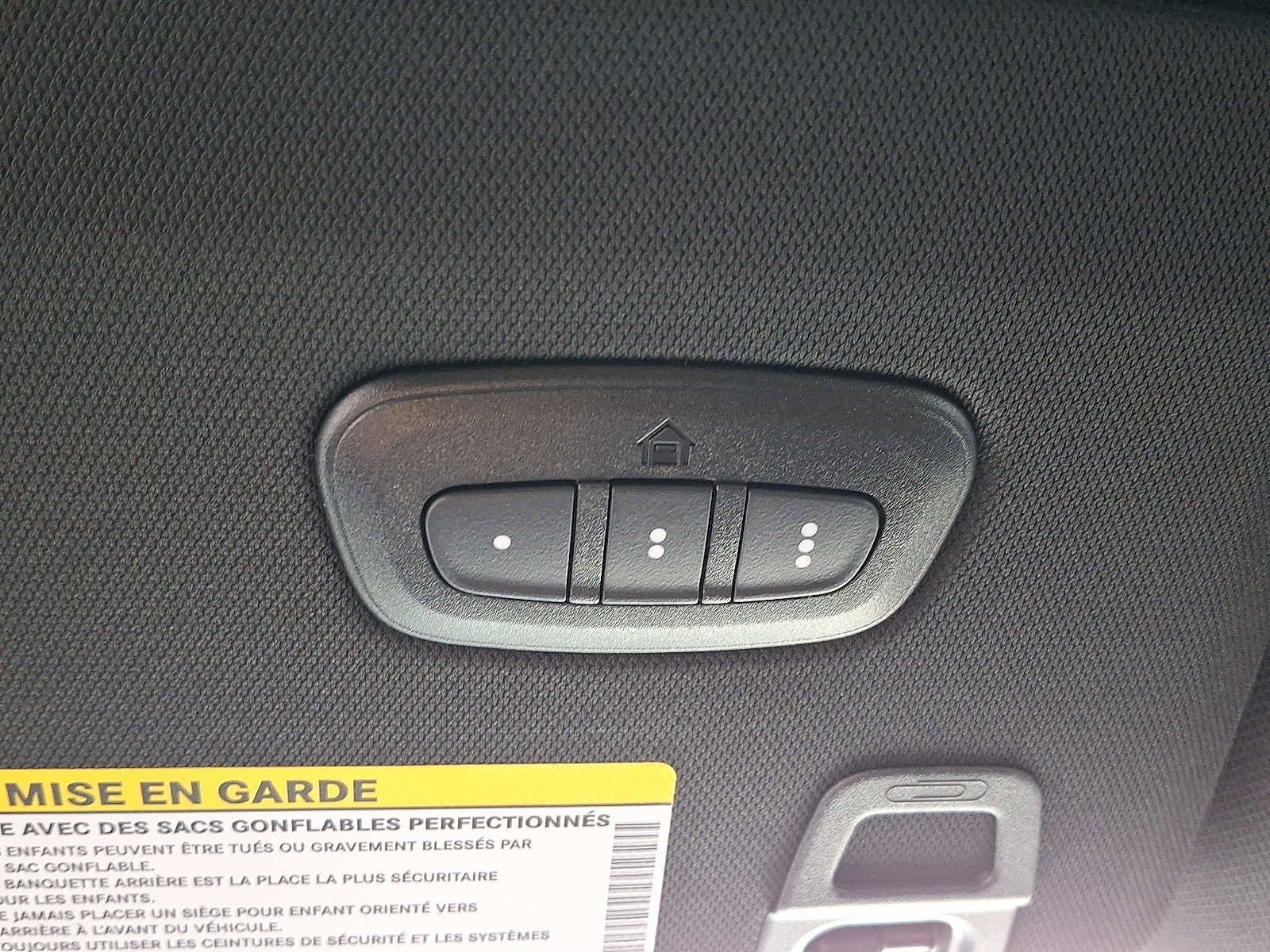 New 2025 Jeep Grand Cherokee Limited w/ Black Appearance Package image 17