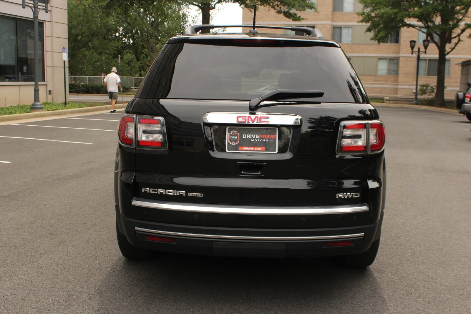 Used 2017 GMC Acadia Limited SLT AWD/4WD image 8