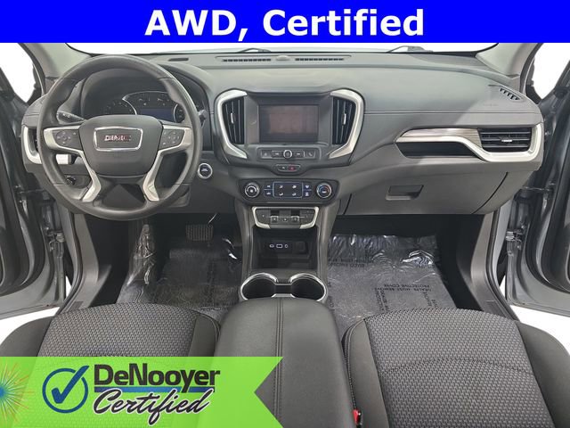 Used 2024 GMC Terrain SLE image 33