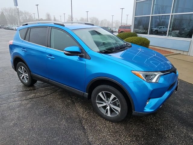 Used 2018 Toyota RAV4 XLE image 9