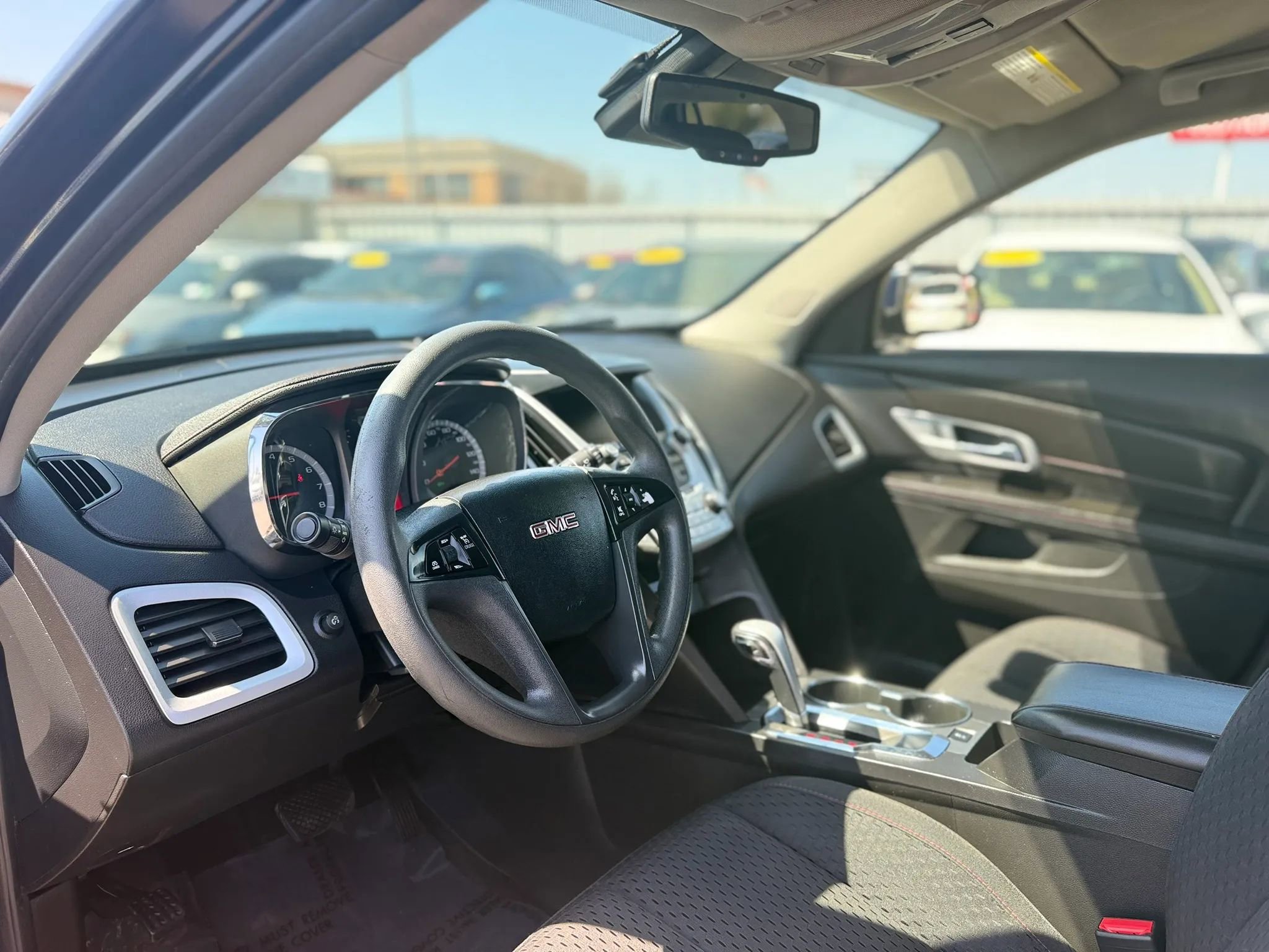Used 2015 GMC Terrain SLE FWD image 16