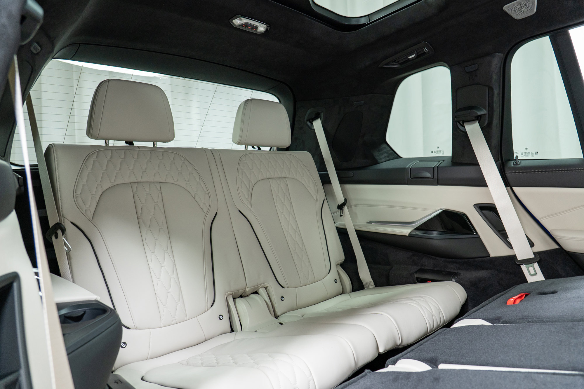 Used 2026 BMW X7 M60i AWD/4WD image 26