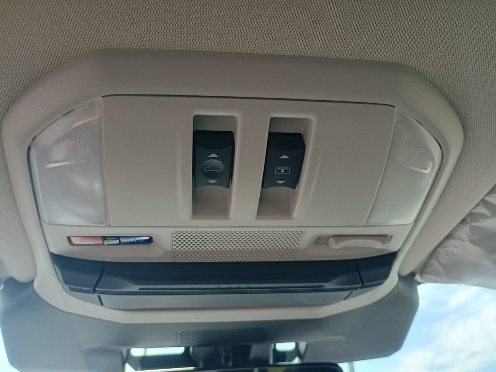 New 2026 Subaru Ascent Limited image 25