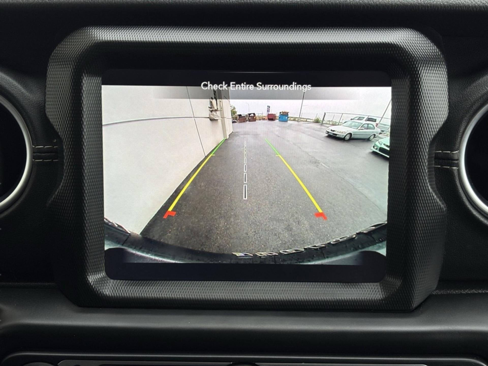 Used 2021 Jeep Wrangler Unlimited Sahara w/ Cold Weather Group image 18