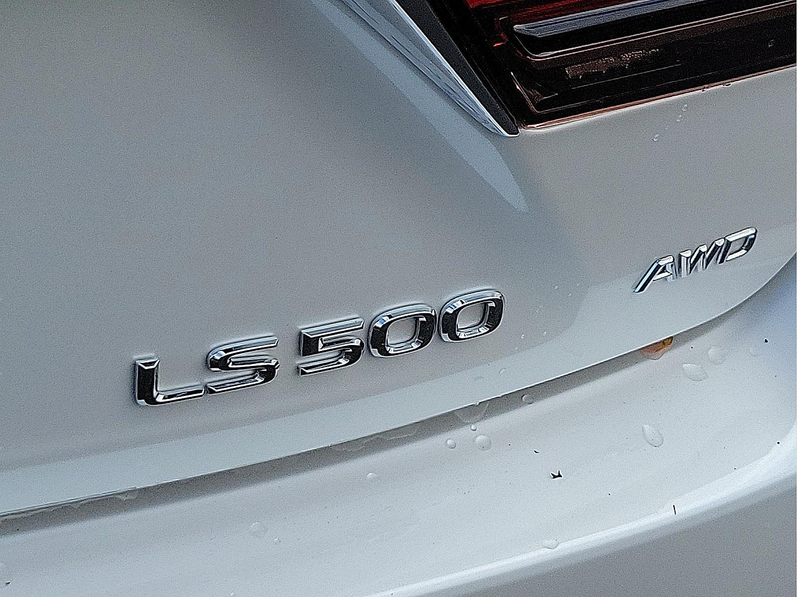 Used 2022 Lexus LS 500 AWD w/ Luxury Package image 9