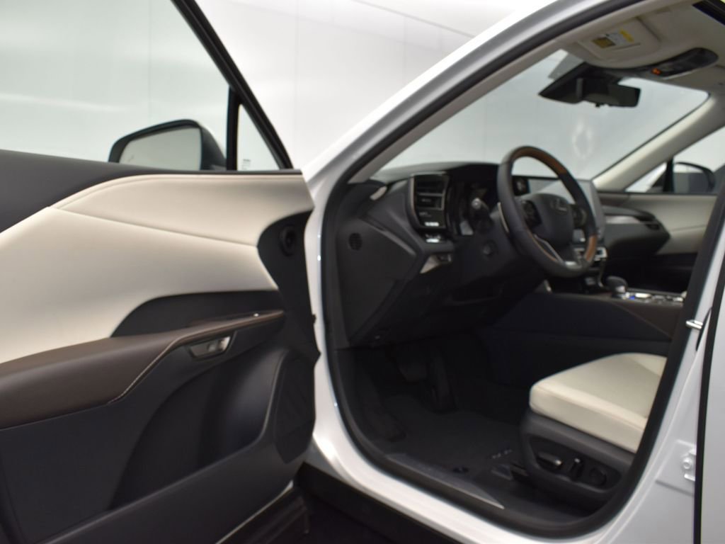 Used 2024 Lexus RX 350 Premium Plus w/ Convenience Package FWD image 11