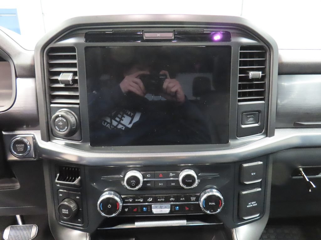 Used 2025 Ford F150 Lariat AWD/4WD image 54