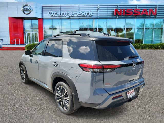 New 2026 Nissan Pathfinder Platinum w/ Cargo Package FWD image 3