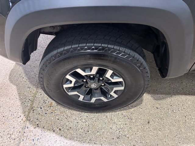 Used 2019 Toyota Tacoma TRD Off-Road image 31