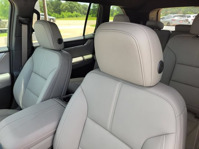 New 2026 GMC Acadia Elevation w/ Elevation Premium Package FWD image 21