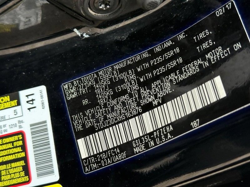 Used 2017 Toyota Sienna LE AWD/4WD image 32