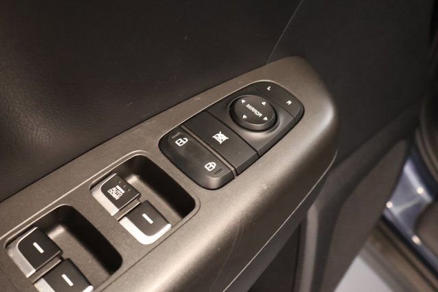 Used 2022 Kia Sportage LX image 11