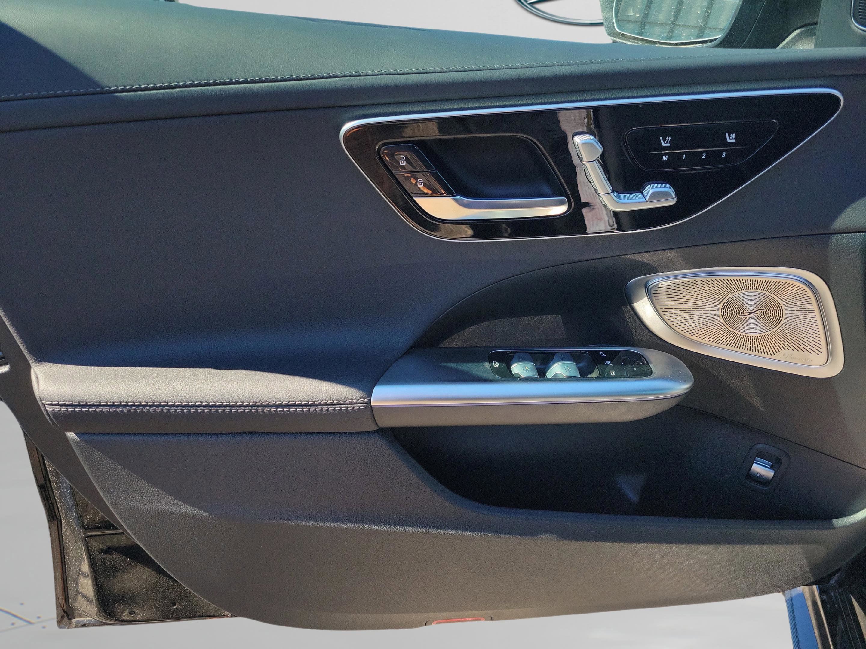 Certified 2025 Mercedes-Benz C 300 Sedan image 30