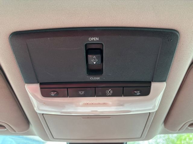 Used 2020 Nissan Altima 2.5 SR w/ Premium Package AWD/4WD image 14