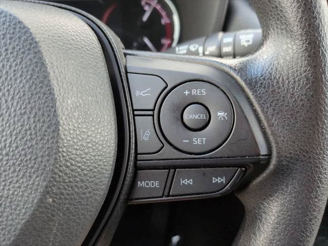 Certified 2025 Toyota RAV4 XLE FWD image 23