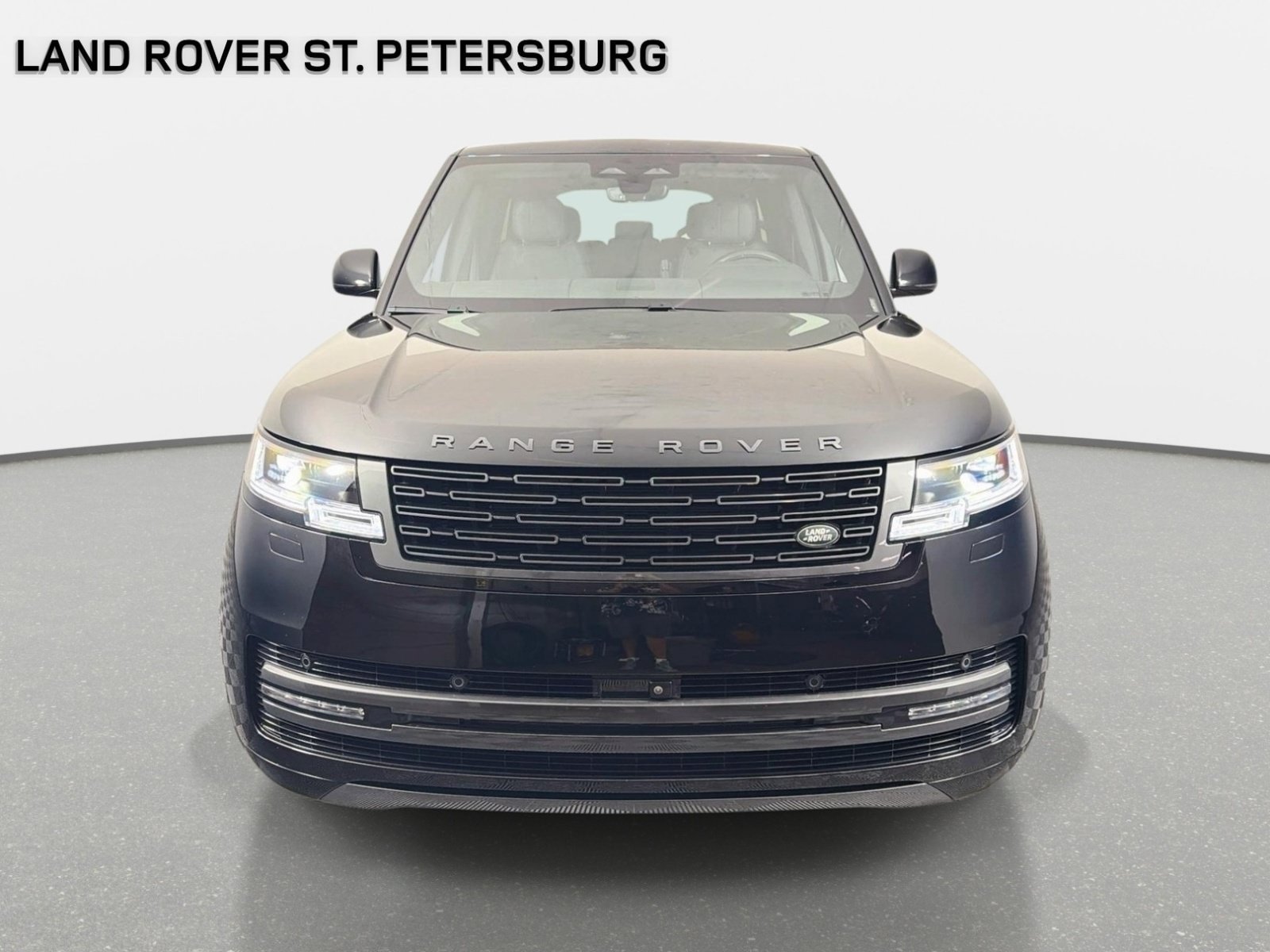 Used 2026 Land Rover Range Rover Long Wheelbase SE AWD/4WD image 2