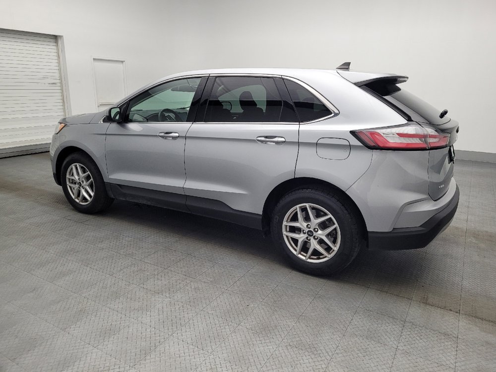 Used 2024 Ford Edge SEL image 3
