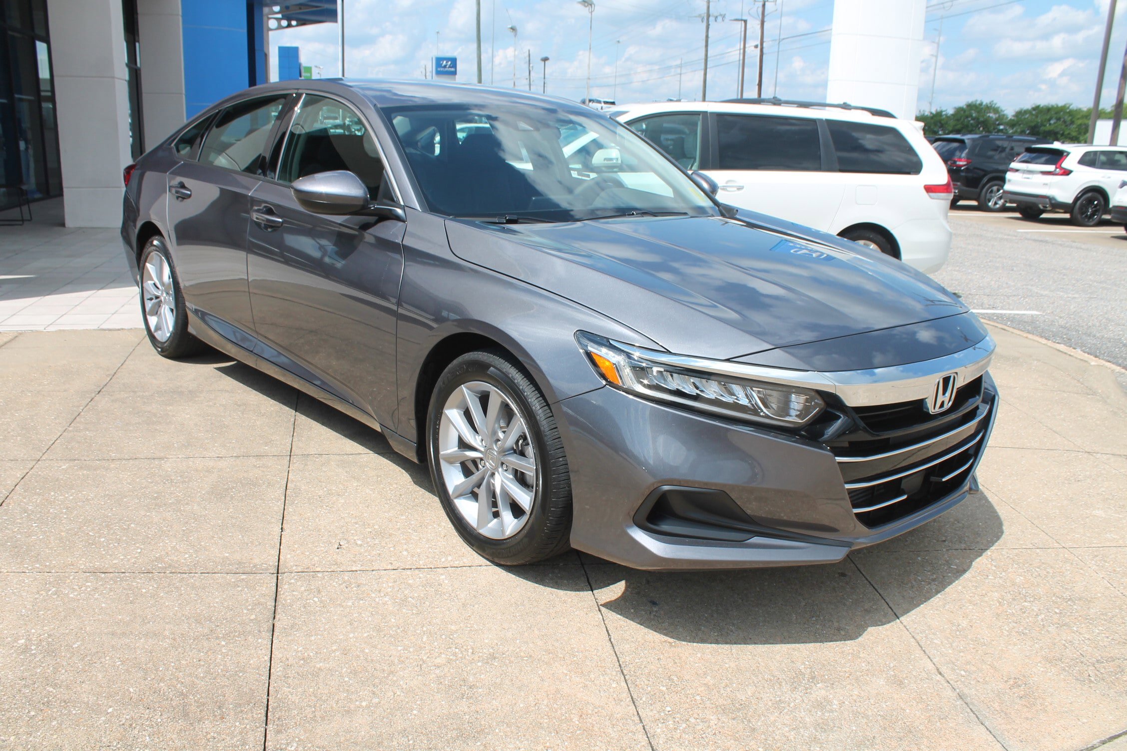 Used 2021 Honda Accord LX image 1