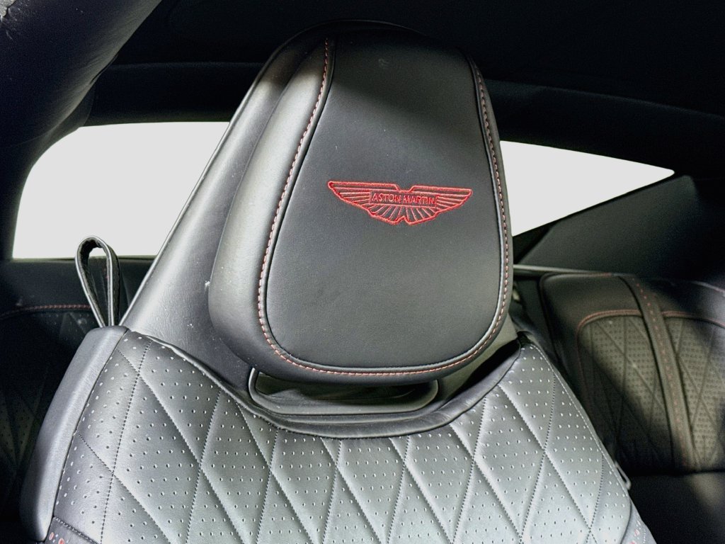 Used 2024 Aston Martin DB12 Coupe RWD image 23