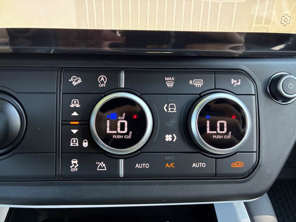 New 2026 Land Rover Defender 110 S AWD/4WD image 18