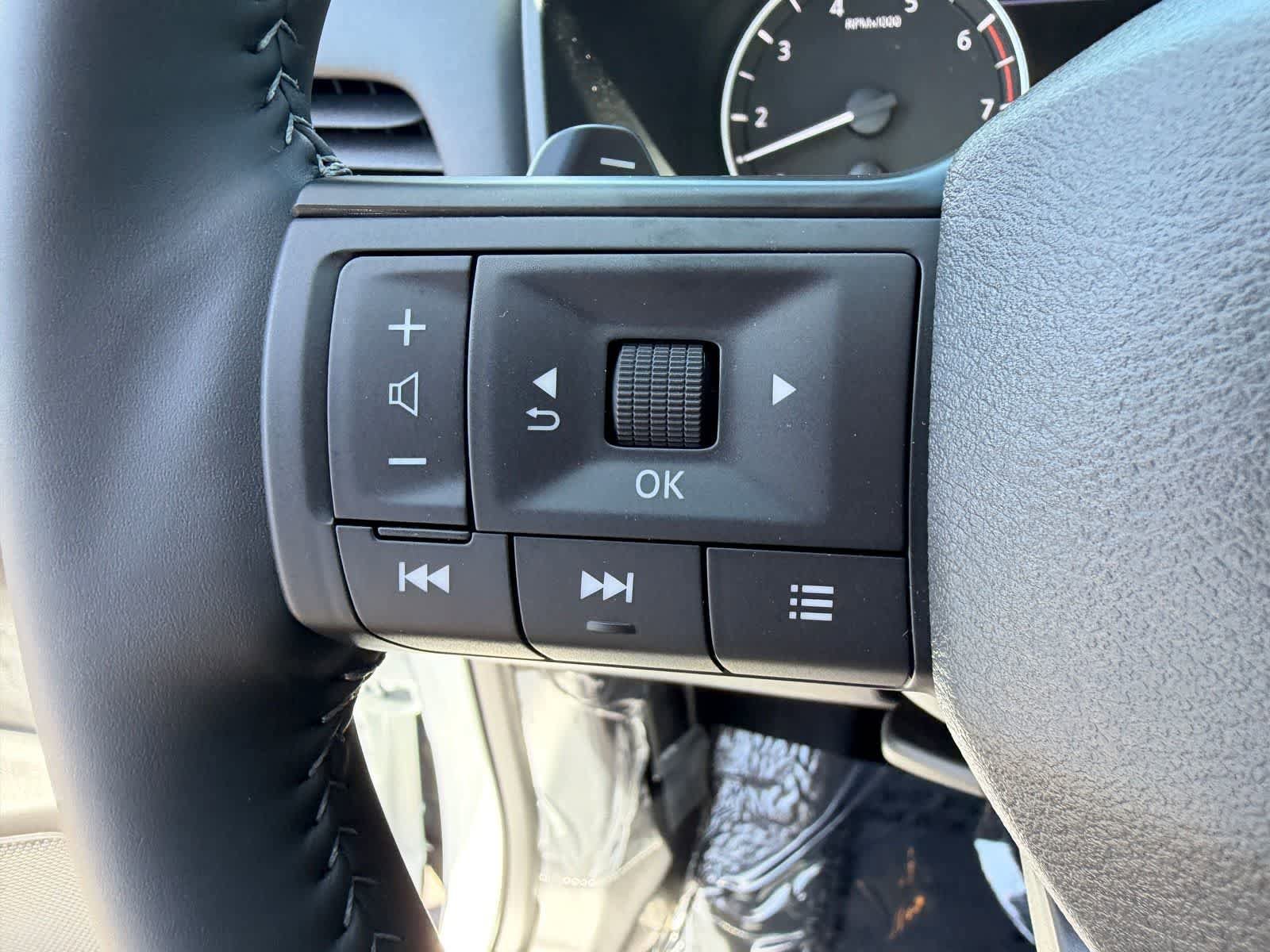 New 2026 Nissan Rogue SV FWD image 20